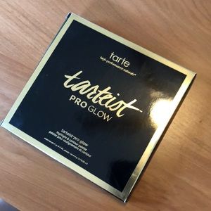 Tarteist Pro Glow Highlight & contour palette